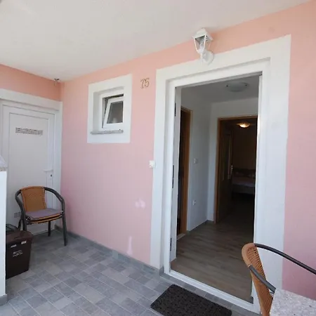 Holiday home Studio Fuer 3 Personen Ca 32 Qm In Sveti Vid-miholjice, Kvarner Bucht Krk Sveti Vid-Miholjice