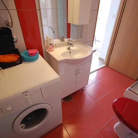 Studio Fuer 3 Personen Ca 32 Qm In Sveti Vid-miholjice, Kvarner Bucht Krk *