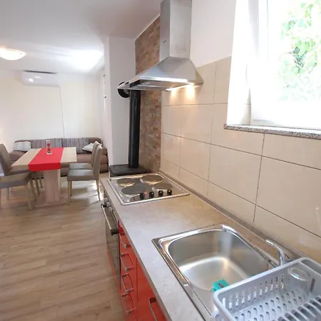 Studio Fuer 3 Personen Ca 32 Qm In Sveti Vid-miholjice, Kvarner Bucht Krk *